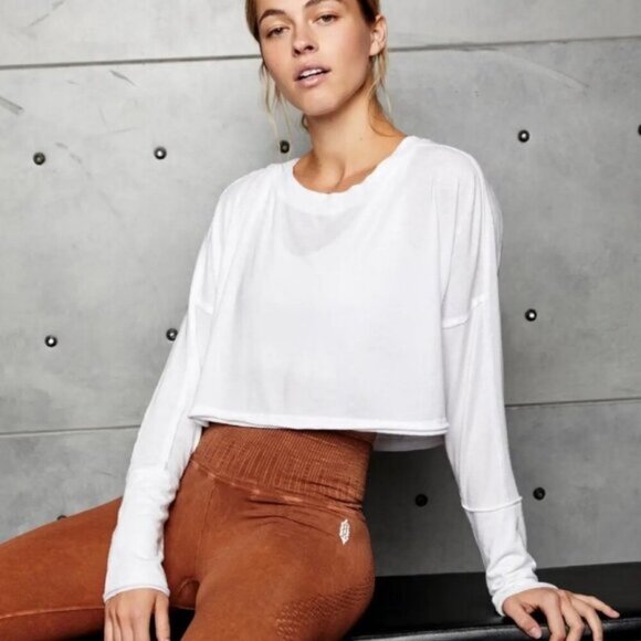 NWT Free People Movement White Pacific Long Sleeve Top Tee Size XS New W Tags - Picture 2 of 9